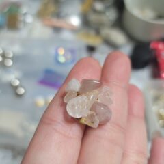 ローズクォーツの続き~天然石の加工の一種~